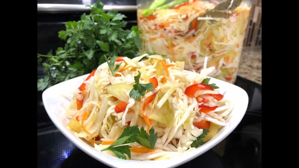 Маринованная Капуста БЫСТРАЯ с изюминкой! Готовлю с удовольствием всю осень. Салат из Капусты впрок Маринованная Капуста БЫСТРАЯ с изюминкой! Готовлю с удовольствием всю осень. Салат из Капусты впрок