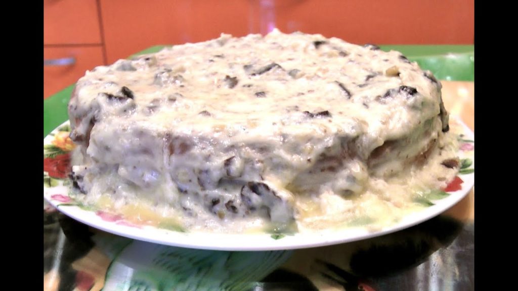 Торт с черносливом и орехами в мультиварке ★ выпечка торта с черносливом