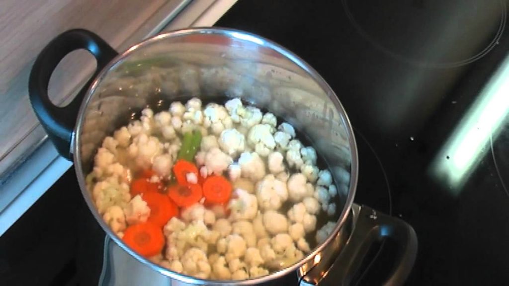 Суп с цветной капустой видео рецепт. Книга о вкусной и здоровой пище