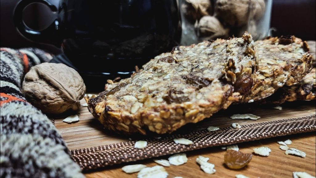 Овсяное Печенье с Бананом, Изюмом и Орехами. Печенье из Овсяных Хлопьев Овсяное Печенье с Бананом, Изюмом и Орехами. Печенье из Овсяных Хлопьев