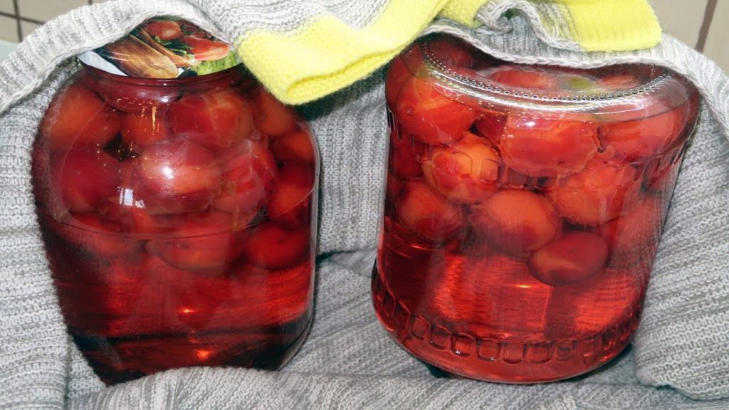 Компот из алычи на зиму. Компот из красной алычи. Компоты на зиму
