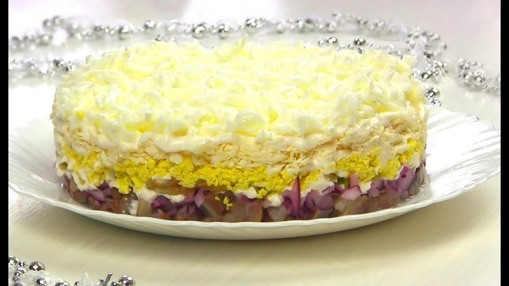 Салат Новогодний"Селедка под Снегом"/Простой,Но Безумно Вкусный и Нежный