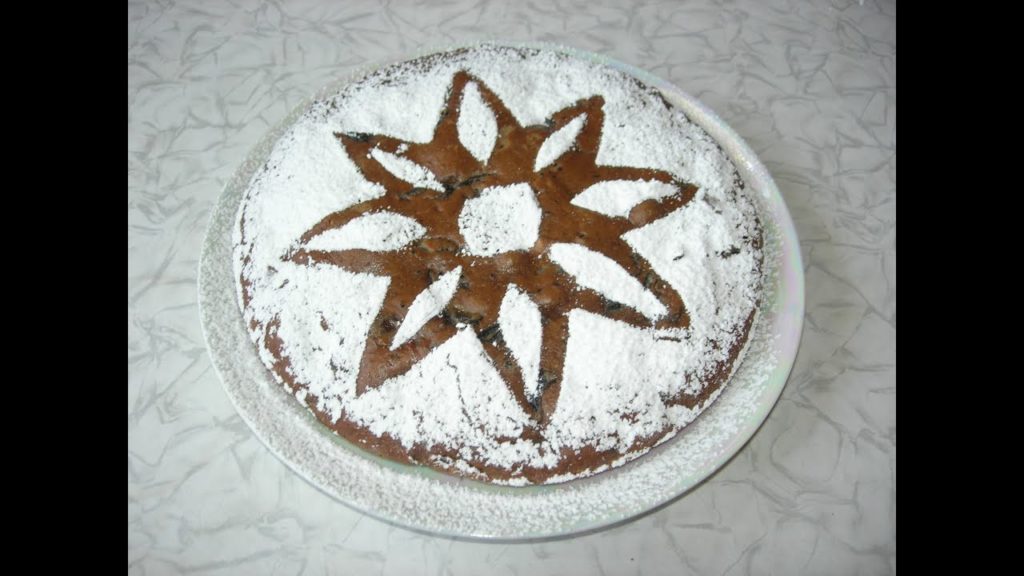 Постный пирог с кофе и черносливом