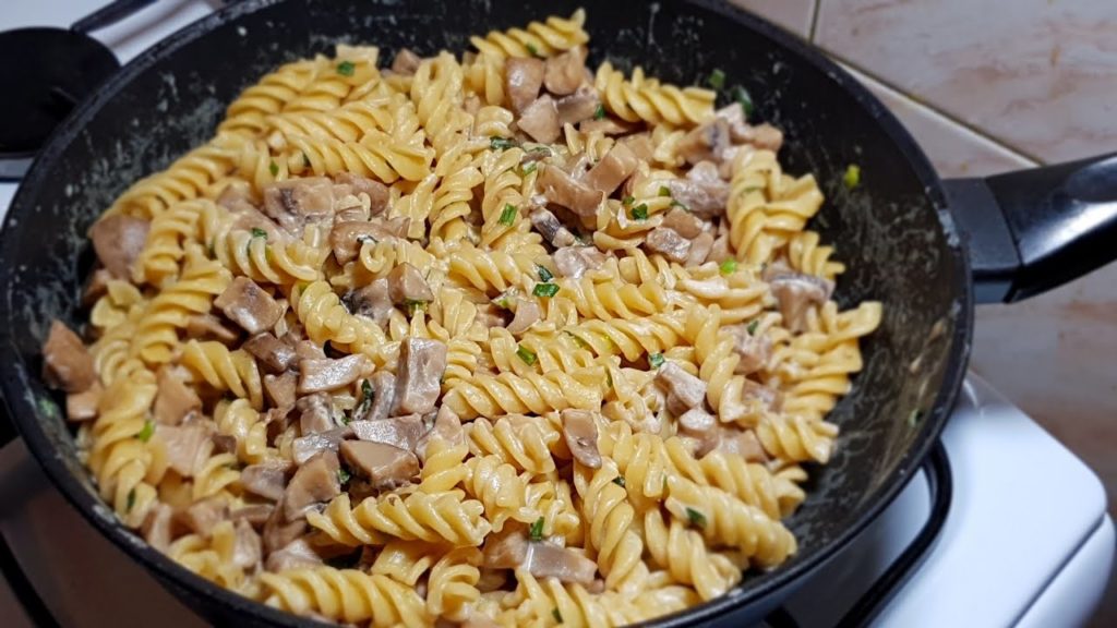 Целая сковорода вкусной еды. Такой ужин понравится всем!!! Целая сковорода вкусной еды. Такой ужин понравится всем!!!