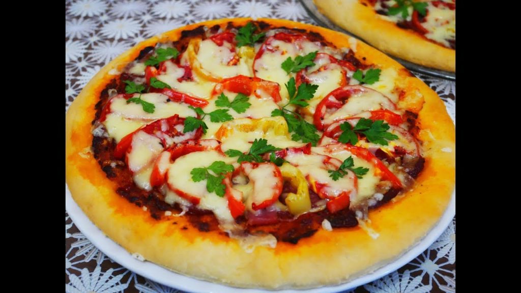 САМАЯ ВКУСНАЯ пицца. Настоящая МУЖСКАЯ пицца К ПИВУ .ТЕСТО на воде