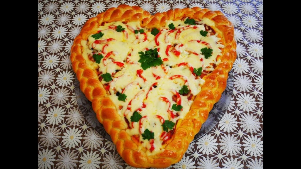 ПИЦЦА рецепт Пицца в виде СЕРДЦА вкусная домашняя пицца Готовим с Любовью