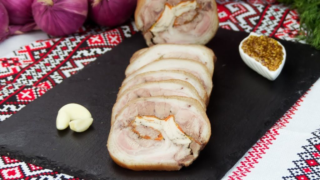 Такого вкусного мяса вы еще не пробовали! Рулет из свиной рульки, лучше любой колбасы | Appetitno.TV