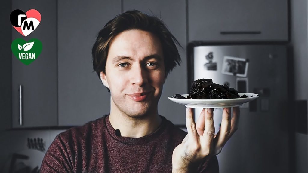 Влюбляйтесь — это вкусно! Быстрый шоколадный торт (веганский торт) — Голодный Мужчина (ГМ, #235)