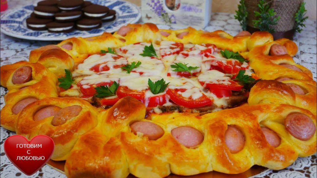ГОТОВИМ и УДИВЛЯЕМ|ВКУСНЫЙ пирог пицца с сосисками и бужениной|ПИЦЦА или ПИРОГ вот в чём ВОПРОС
