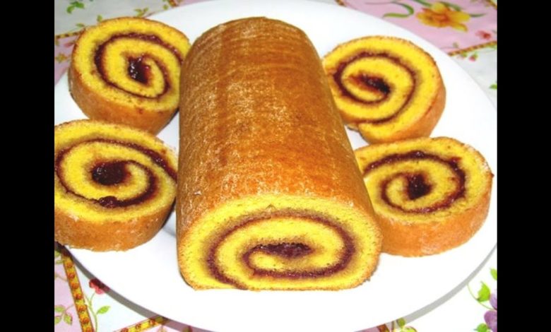 Вкусно -  #РУЛЕТ БИСКВИТНЫЙ с Клубничным Вареньем РУЛЕТ #Рецепт Выпечка