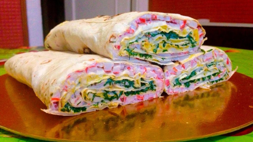 Крабовый рулет / Рулет с крабовыми палочками и зеленью