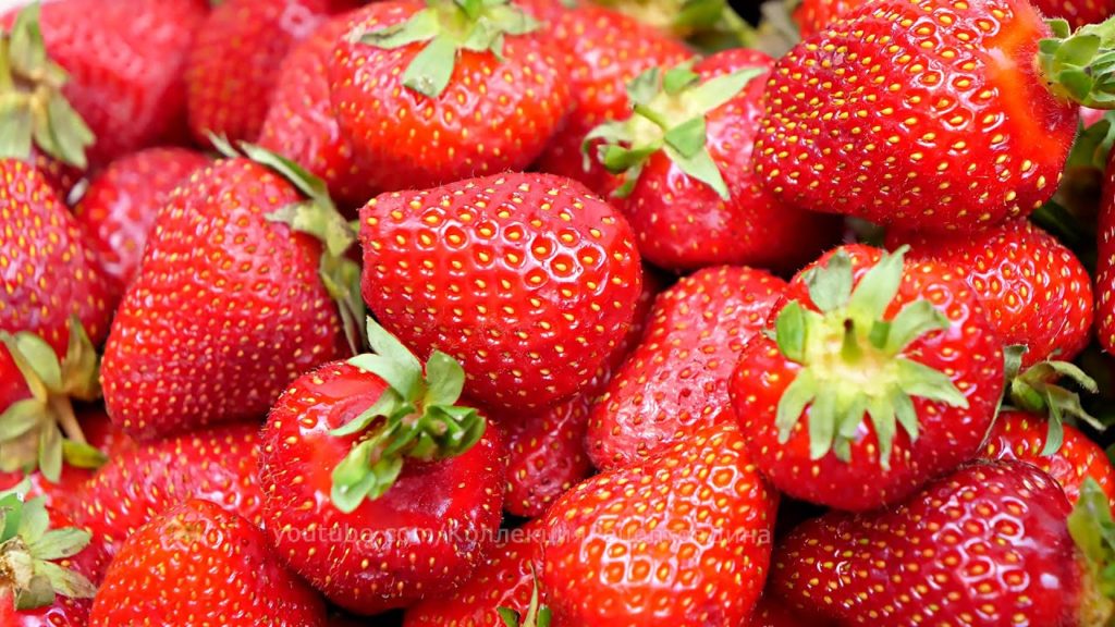 🍓Способы заготовки клубники на зиму без варки с сохранением вкуса и аромата! Свежая клубника зимой!🍓