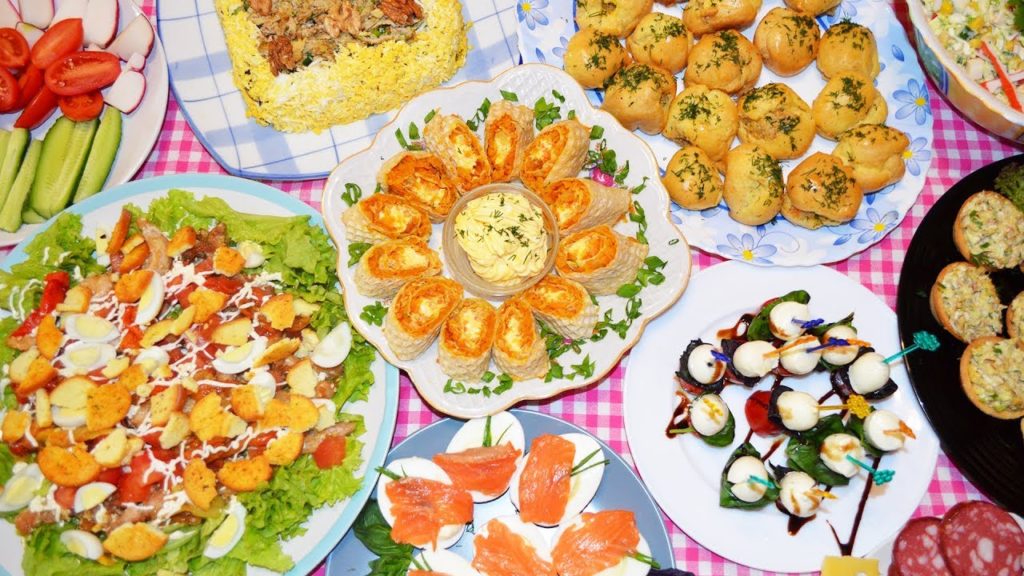 Праздничный стол. Закуски и салаты