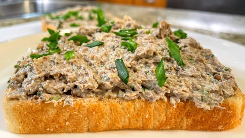 Вкуснейшая НАМАЗКА НА ХЛЕБ. Готовится 15 минут. Просто вкусный бутерброд на завтрак. Грибной паштет.