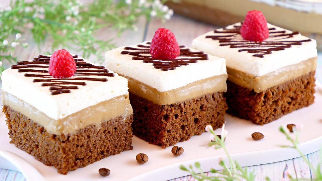 Шоколадно-кофейные пирожные со взбитыми сливками! Вкусный десерт для большой компании! Шоколадно-кофейные пирожные со взбитыми сливками! Вкусный десерт для большой компании!