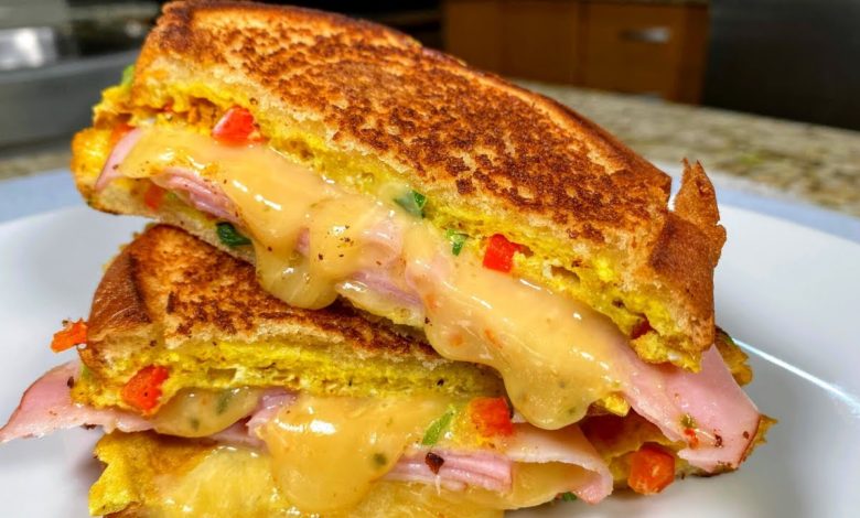 7 МИНУТ Сытный Завтрак на одной сковороде. Как приготовить вкусные горячие бутерброды на сковороде.