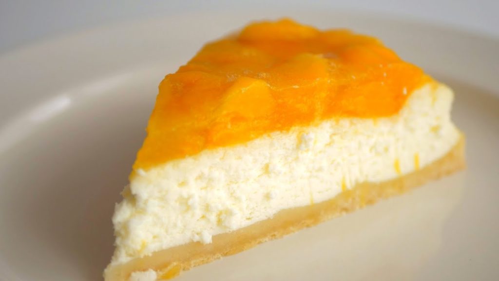 Нежный сметанный пирог "Как чизкейк" с персиками