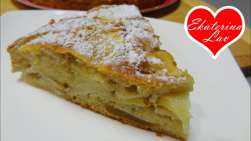 ШАРЛОТКА ЛЕНТЯЙКА с яблоками на скорую руку! Простой и быстрый пирог! Много яблок, мало теста!