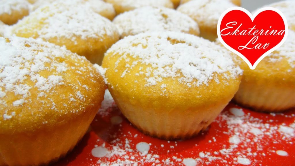 МИНУТА на тесто + немного ВАРЕНЬЯ (джема)! Эти КЕКСЫ покоряют своей простотой и вкусом! Muffins! МИНУТА на тесто + немного ВАРЕНЬЯ (джема)! Эти КЕКСЫ покоряют своей простотой и вкусом! Muffins!