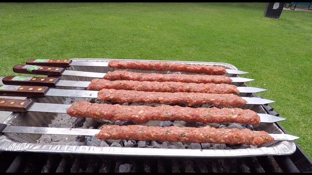 Как сделать Люля Кебаб из Говядины Kabob Koobideh