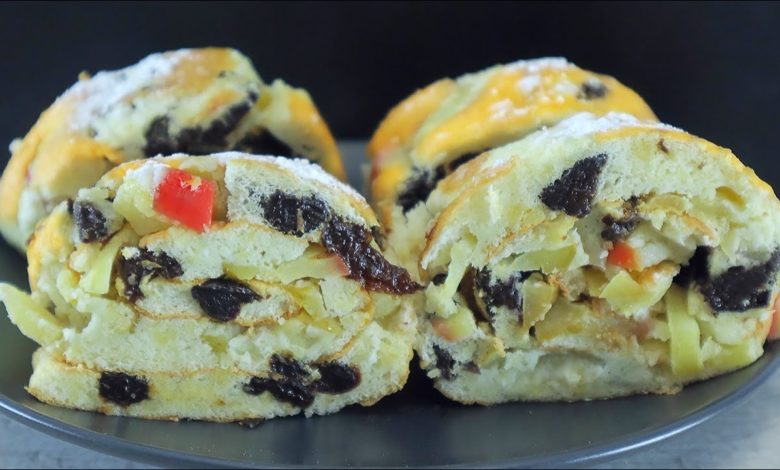 Фруктовый рулет к чаю. Очень вкусно и просто. Выпечка с яблоками и черносливом