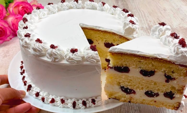 Es ist ganz einfach, aber am Ende werden Sie vom Ergebnis überrascht sein! Leckeres Kuchenrezept!