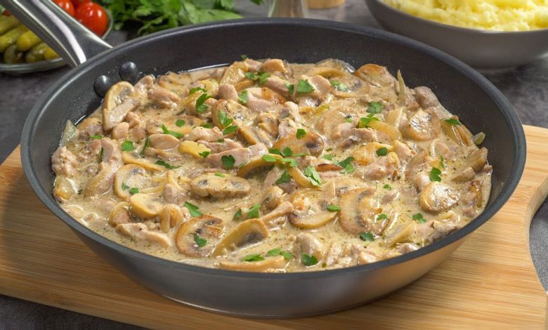 КУРИЦА ПО-СТРОГАНОВСКИ. Быстро и Вкусно! Обед или ужин за 30 минут. Рецепт от Всегда Вкусно!
