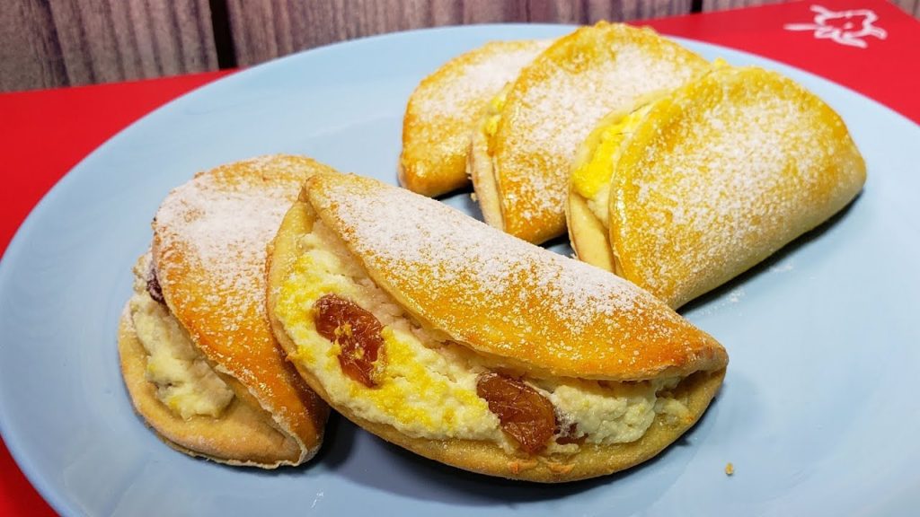 ДЕЛАЮ по 3 РАЗА в ДЕНЬ и ВСЕ РАВНО МАЛО. ВКУСНЕЙШИЕ Сочни с Творогом. ДЕЛАЮ по 3 РАЗА в ДЕНЬ и ВСЕ РАВНО МАЛО. ВКУСНЕЙШИЕ Сочни с Творогом.