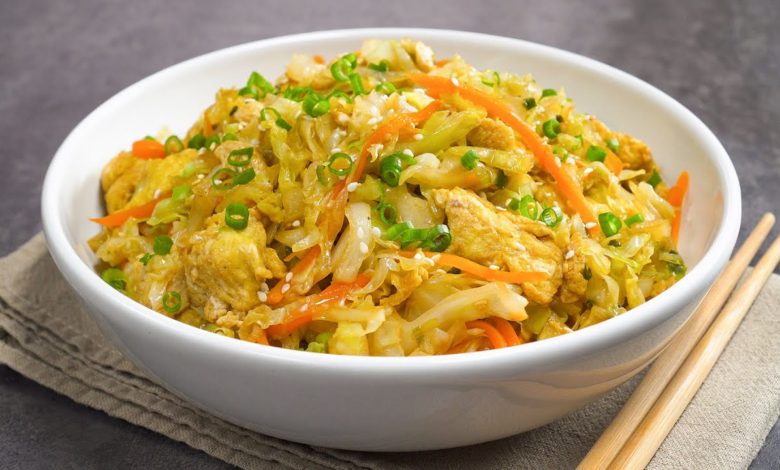 Вкусный ужин за 25 минут! ЖАРЕНАЯ КАПУСТА С ЯЙЦОМ по-азиатски. Рецепт от Всегда Вкусно! Вкусный ужин за 25 минут! ЖАРЕНАЯ КАПУСТА С ЯЙЦОМ по-азиатски. Рецепт от Всегда Вкусно!