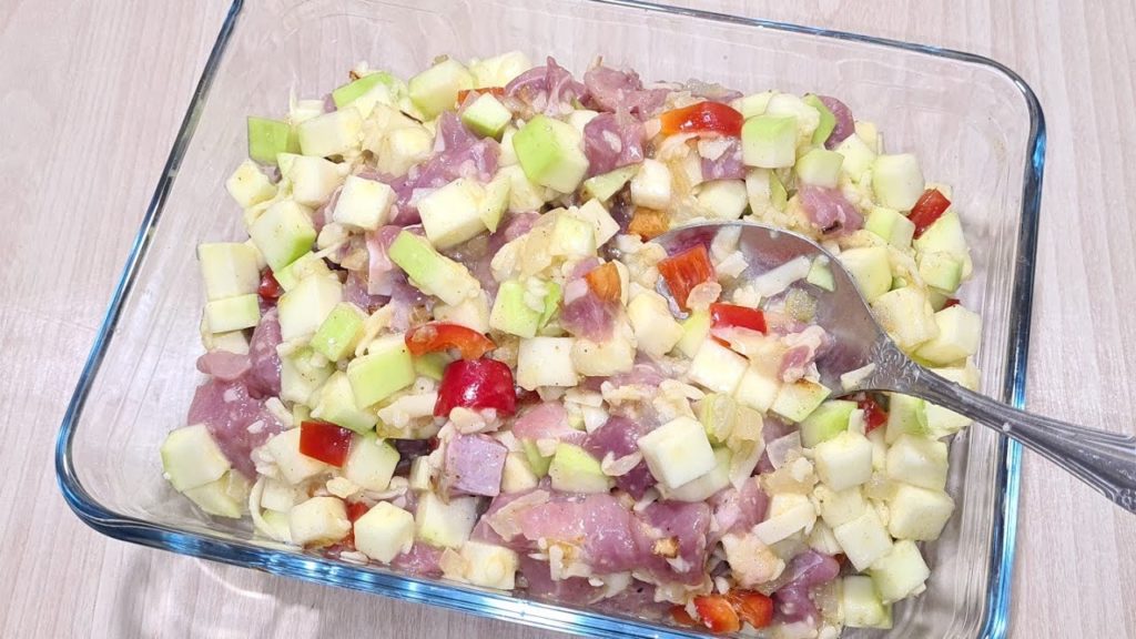 ВМЕСТО КОТЛЕТ 💯 ПОРЕЗАЛА ВСЕ КУБИКОМ И ЗАПЕКЛА 💥 ГОСТИ НЕ УШЛИ ПОКА ВСЕ НЕ СЪЕЛИ 👍 ДО ТОГО ВКУСНО