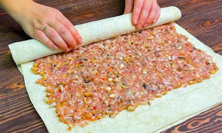 Добавляю специи и сворачиваю рулетом! Вкуснота из ФАРША.Что приготовить на ужин?
