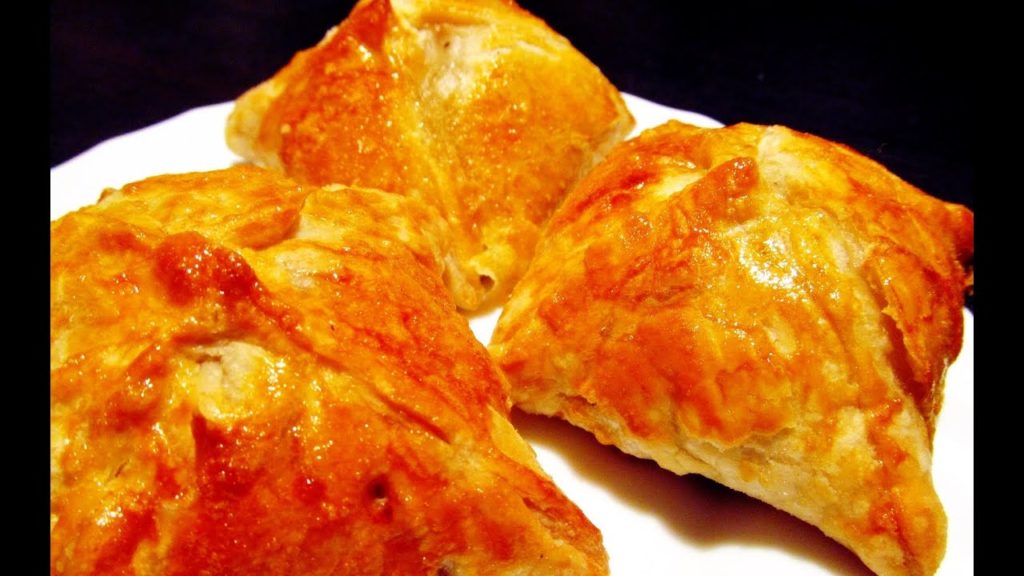 Слоеные пирожки с мясом из готового слоеного теста или аля-самса