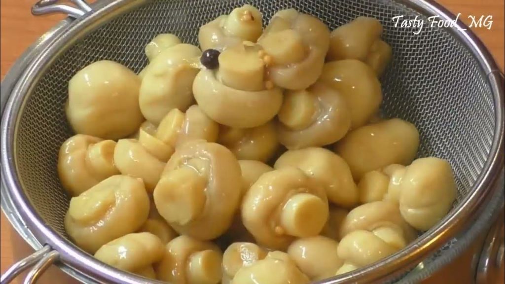 Слоёный Салат "ГРИБНАЯ ПОЛЯНА" — Невероятно вкусный и с лёгкостью украсит праздничный стол!