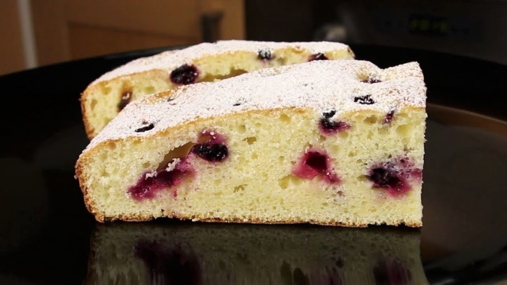 ИСПЕКУТ ЛЮБЫЕ РУЧКИ! НЕЖНЫЙ СМЕТАННИК С ВИШНЕЙ И СМОРОДИНОЙ БЕЗ МАСЛА!