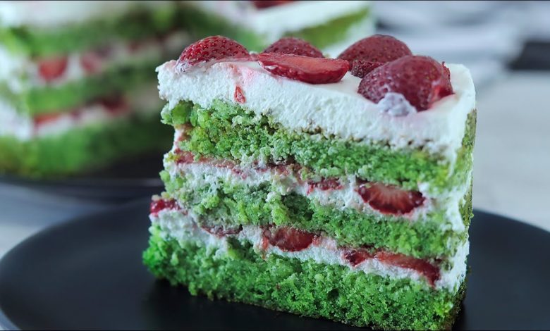 Летний Торт "Изумрудный Бархат". Торт из шпината с клубникой. Вкусный и простой рецепт Летний Торт "Изумрудный Бархат". Торт из шпината с клубникой. Вкусный и простой рецепт