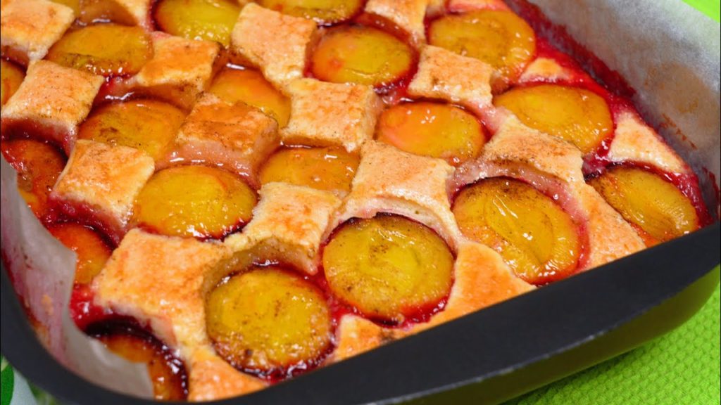 БЫСТРО к ЧАЮ! 😋 ВОЗДУШНЫЙ АРОМАТНЫЙ ПИРОГ Бюджетный Рецепт | Кулинарим с Таней БЫСТРО к ЧАЮ! 😋 ВОЗДУШНЫЙ АРОМАТНЫЙ ПИРОГ Бюджетный Рецепт | Кулинарим с Таней