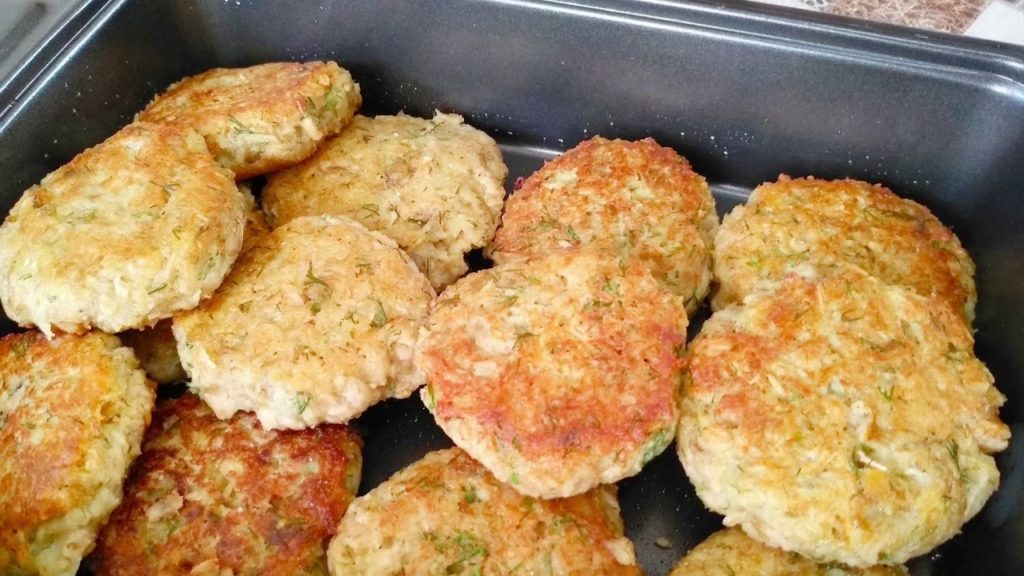 Нежные, сочные котлеты без мяса. Котлетки пальчики оближешь. Вкусный рецепт нежных постных котлет