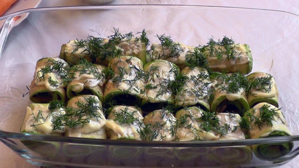 Рулетики из кабачков с грибами / Очень вкусные и сочные, простой пошаговый рецепт