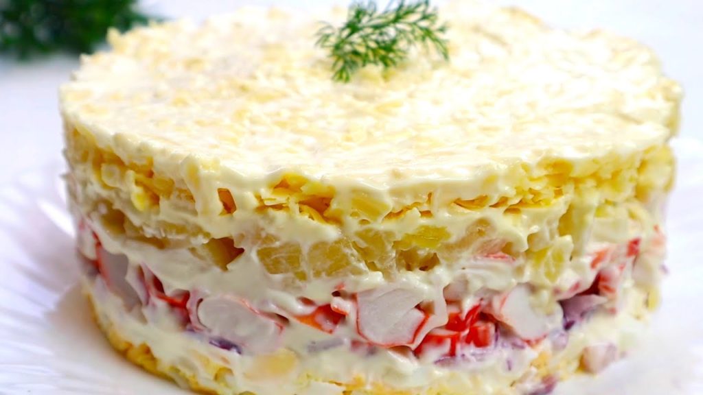 Странное Сочетание,Но ЭТО Очень Вкусно!Салат "ШЕДЕВР" из обычных крабовых палочек!