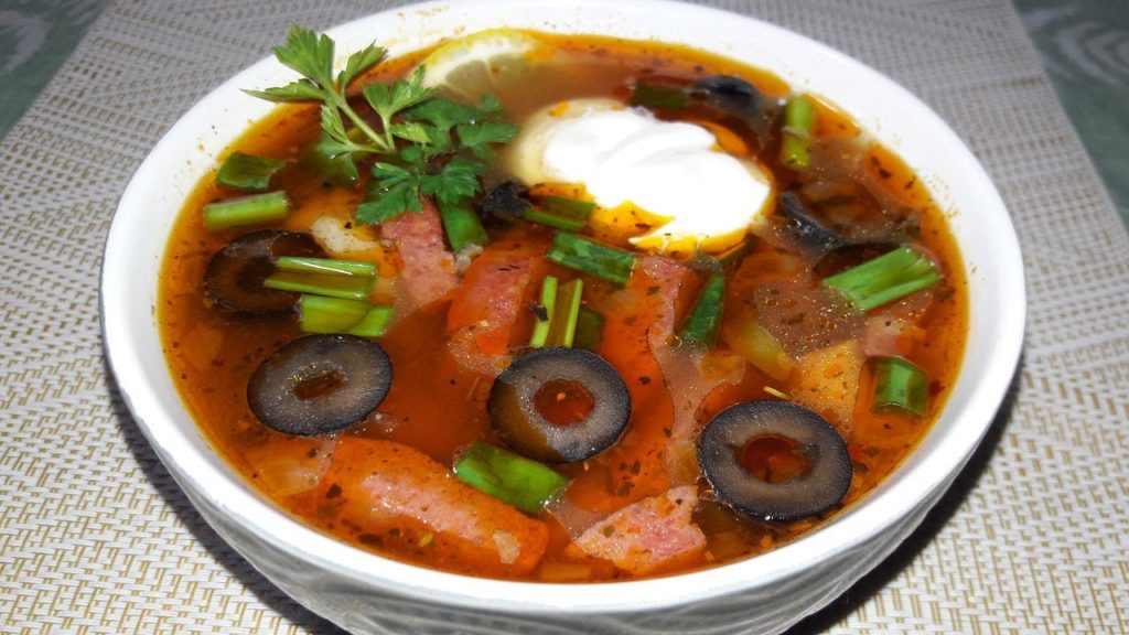 Сборная мясная солянка в домашних условиях / Вкусно и Просто