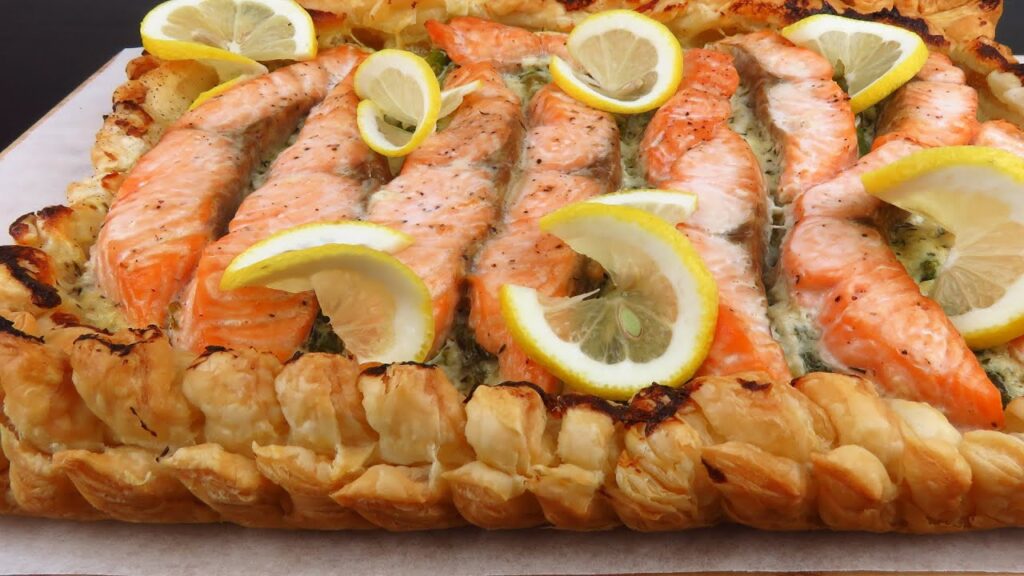 🍴🐟Открытый СЛОЕНЫЙ пирог с рыбой и спаржей Люда Изи Кук рыбный пирог обед ужин блюда с рыбой рецепт