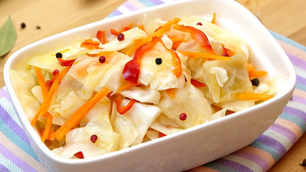 Очень вкусный салат КАПУСТНЫЙ! Хрустящая закусочная капуста в пикантном маринаде! Очень вкусный салат КАПУСТНЫЙ! Хрустящая закусочная капуста в пикантном маринаде!