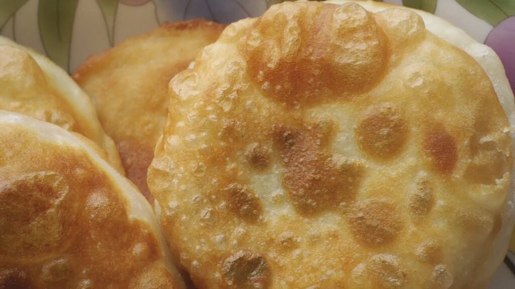 Гибрид пиццы и чебурека. Рецепт, который у меня просят.