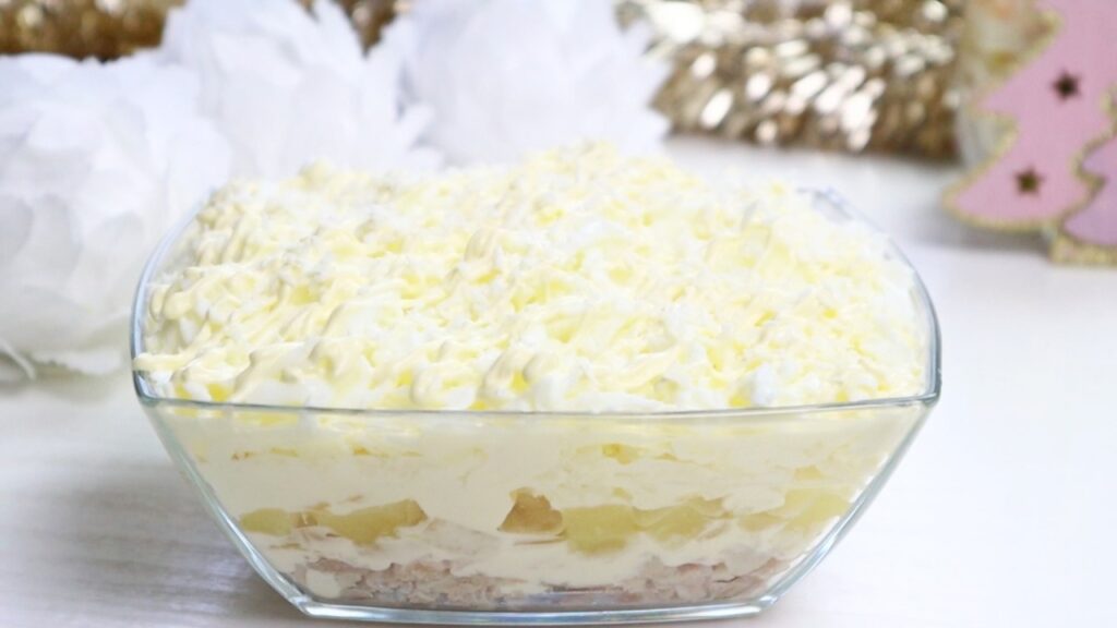 НОВОГОДНИЙ Салат "Зима" Это Нереально ПРОСТО,Но как-же это Вкусно и Нежно! И всего 4 ингредиента! НОВОГОДНИЙ Салат "Зима" Это Нереально ПРОСТО,Но как-же это Вкусно и Нежно! И всего 4 ингредиента!