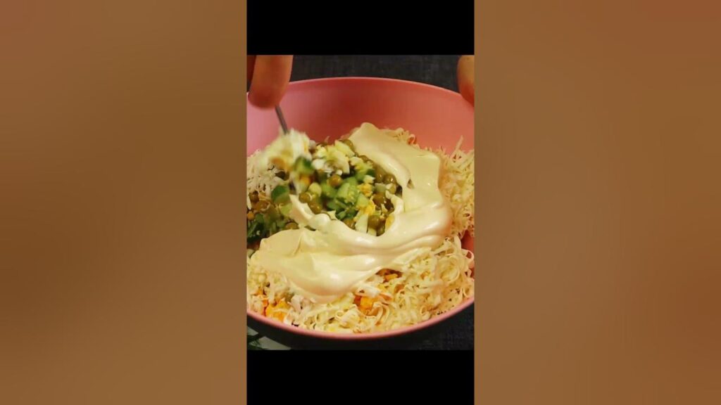 Салат  "ДЕЖАВЮ"- все вроде  знакомо,но  НАМНОГО вкуснее😊😉