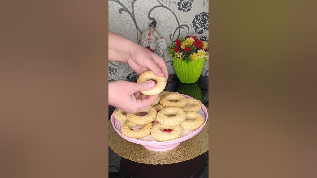 Süfrələriniz üçün fərqli QOZLU ŞİRNİYYAT resepti #qısavideolar #shortsvideo #shorts #şirniyyat Süfrələriniz üçün fərqli QOZLU ŞİRNİYYAT resepti #qısavideolar #shortsvideo #shorts #şirniyyat
