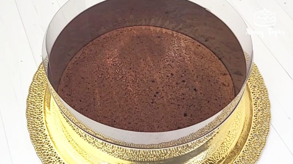 🍫 Очень ВКУСНЫЙ ШОКОЛАДНЫЙ БИСКВИТ ✨ Идеально для тортов с муссом и суфле! 🎂