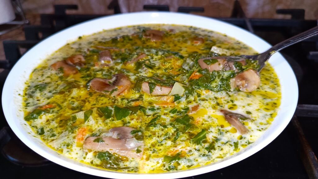 Суп без Мяса ОБЪЕДЕНИЕ! Грибной Суп со Шпинатом! Такой СУП хоть на Обед, хоть на Ужин!