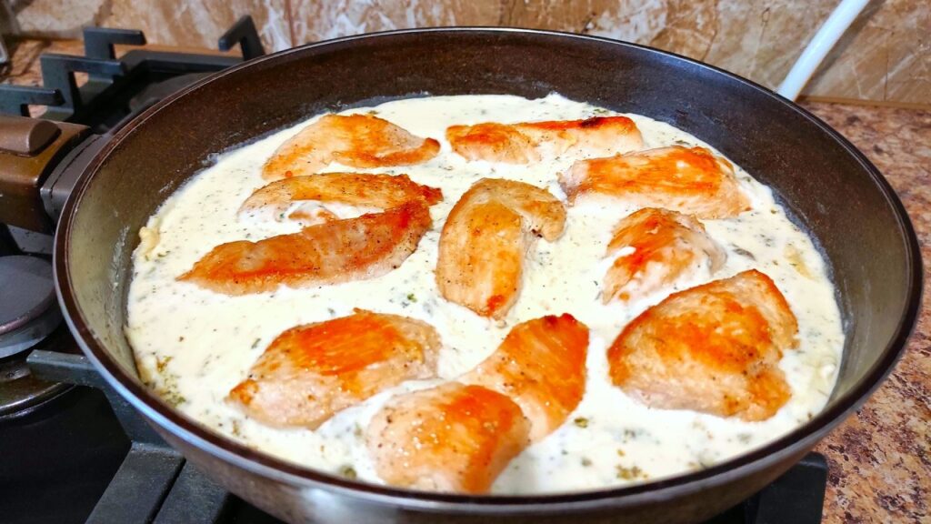 Куриная Грудка в Этом Соусе Обалденно Вкусная и Нежная! Быстрый и Простой Рецепт на Ужин или Обед! Куриная Грудка в Этом Соусе Обалденно Вкусная и Нежная! Быстрый и Простой Рецепт на Ужин или Обед!
