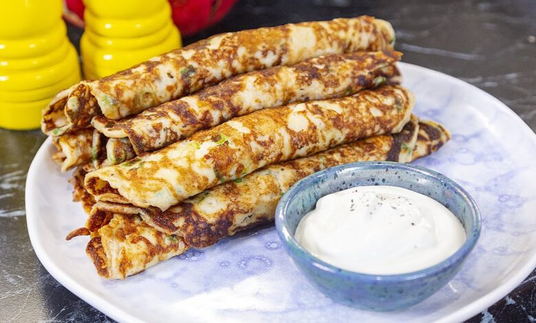 Съедят за минуту. Ленивые пирожки с курицей или сырные лепешки с мясом Съедят за минуту. Ленивые пирожки с курицей или сырные лепешки с мясом